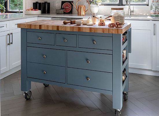 Picture of Gourmet Customizable Kitchen Island - 2SK8X